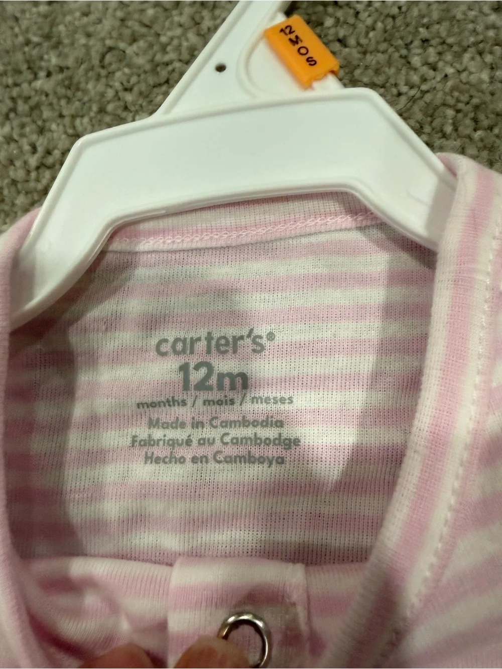 Carter’s Girls 9 to 12 month romper with ice cream detail and buttons NWT